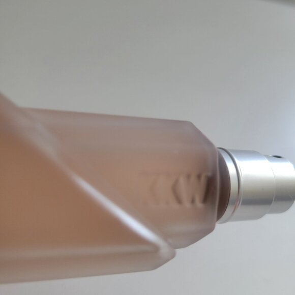 KKW Fragrance CRYSTAL VANILLA Eau De Parfum Spray 1 oz / 30 ml DISCONTINUED - Picture 5 of 7